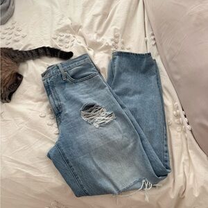 Levi’s Blue Distressed Jeans